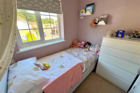 bedroom 3.jpg