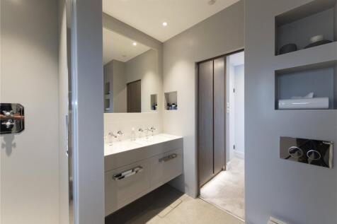 Principal Ensuite