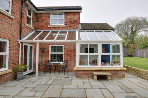 Terrace &amp; Verandah
