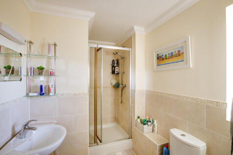 En Suite Shower Room