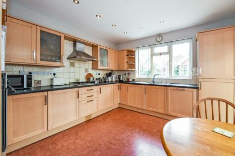 Kitchen/Breakfast Rm