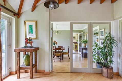 doors to dining rm