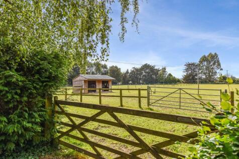 Paddocks &amp; Field Shelter