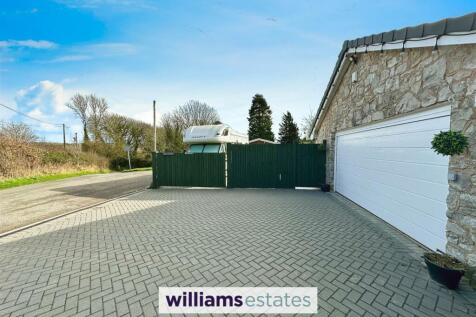 Double Garage