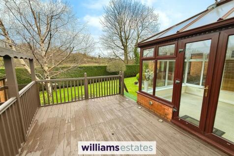 Decked Area / Conservatory
