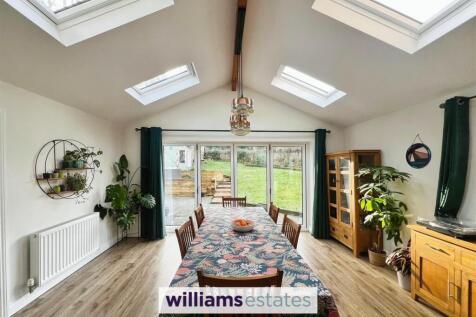 Open Plan Dining Room