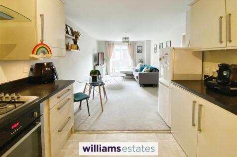 Kitchen/Living Area