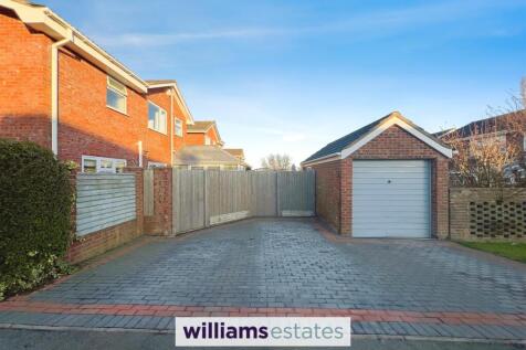 Driveway / Garage