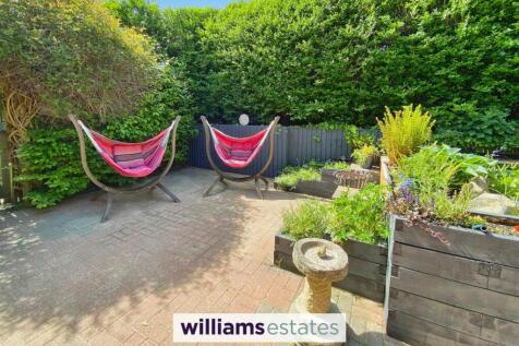 Rear Patio Area