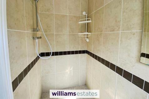 Annexe Shower Room
