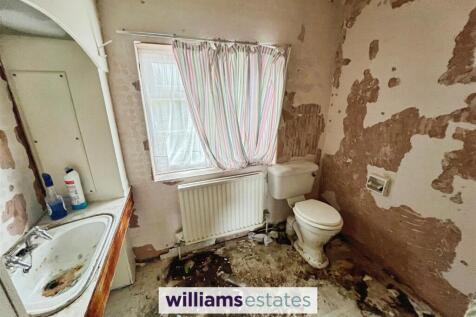 Downstairs Shower Room