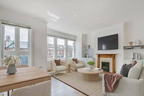 Living / Dining Room