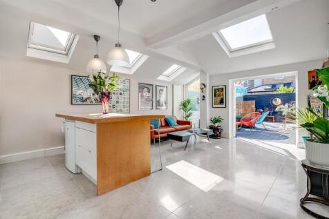 Kitchen/Living Room