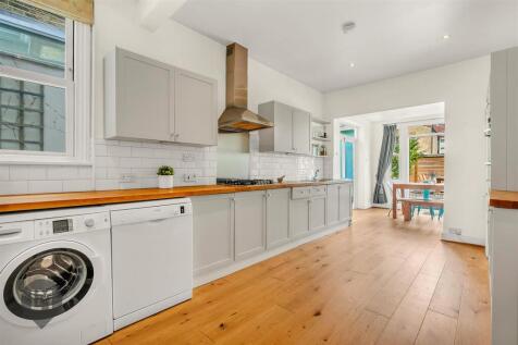 Clonemore Street 153 E LM-13.jpg