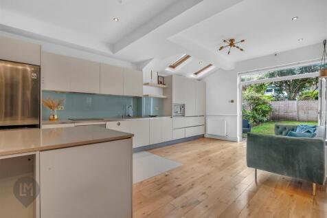 Kitchen/Living