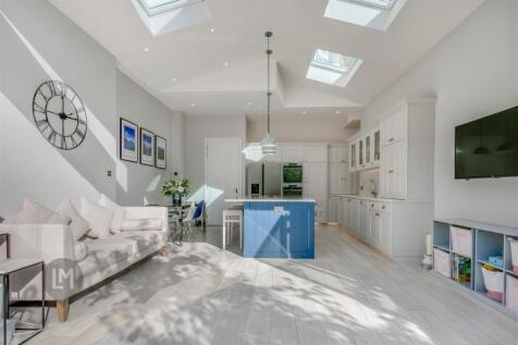 Kitchen/Dining/Living Room