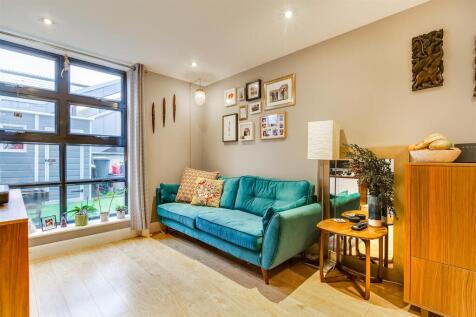 Living/Kitchen/Dining