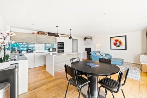 Kitchen/Living/Dining