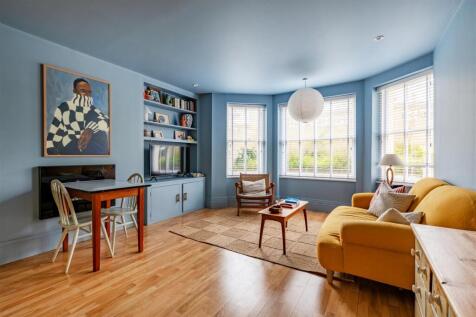 Open-Plan Reception