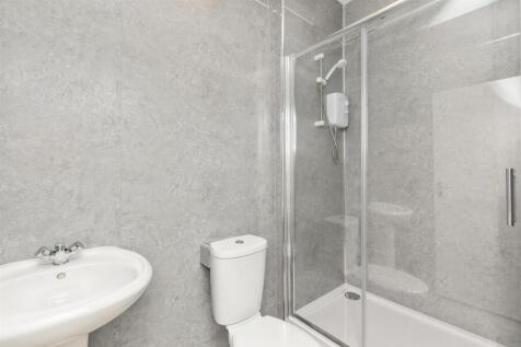 Shower Room.jpg