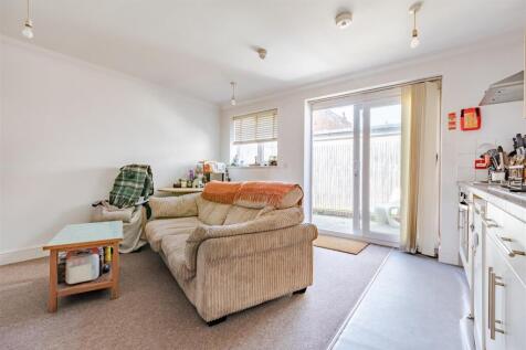 Open Plan Reception