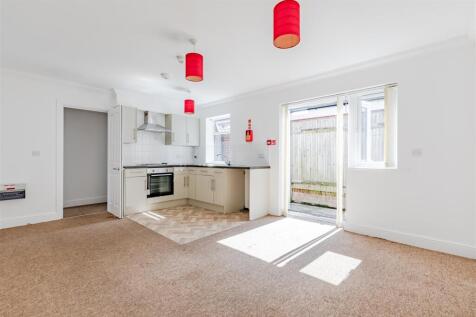 Living Room/Kitchen