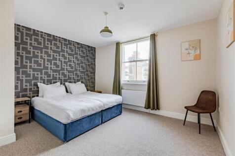 Flat 5