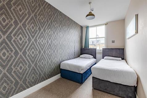 Flat 5