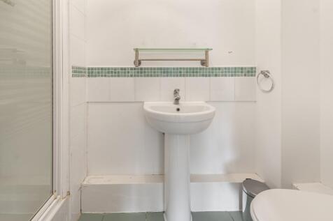 En-Suite Shower Room for Bedroom 1