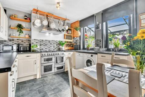 Kitchen (2)
