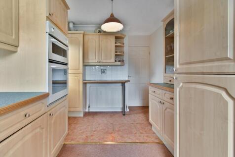 Kitchen (2)