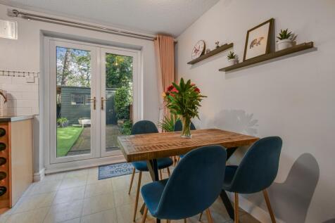 Kitchen (2)