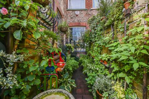 Garden (2)