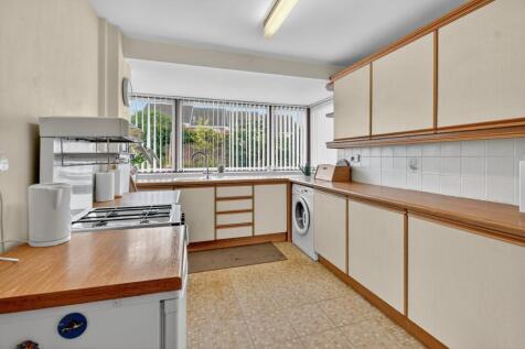 Kitchen (1)