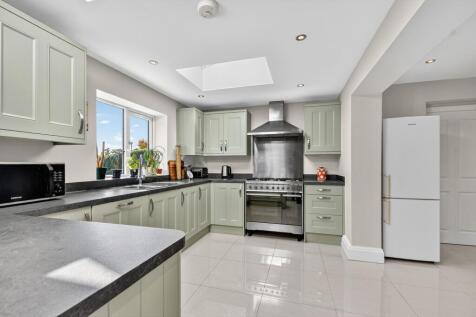 Kitchen (1)