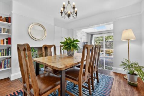 Dining Room (1)