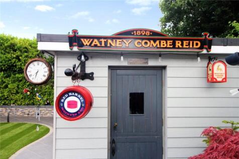 Home Pub!