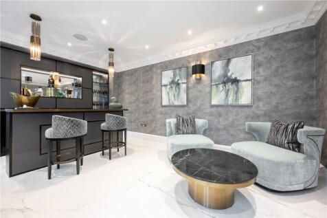 Lounge Bar