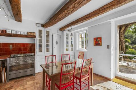 Property Image 38