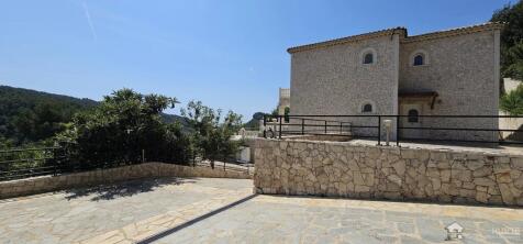 Property Image 10