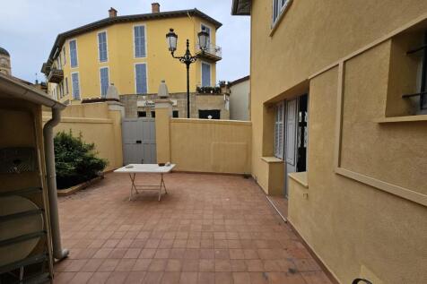 Property Image 4