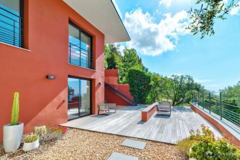 Property Image 39