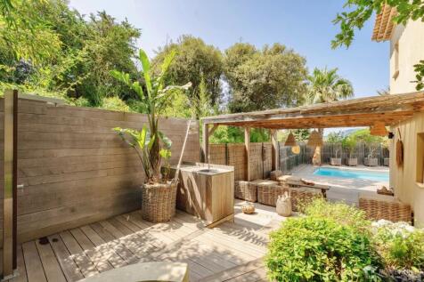 Property Image 28