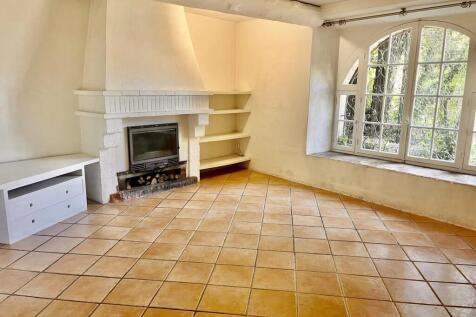 Property Image 11