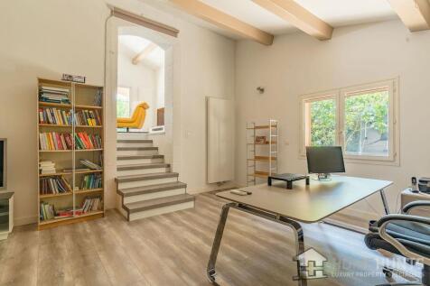 Property Image 8