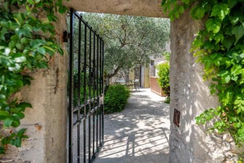 Property Image 16