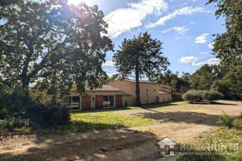 Property Image 10