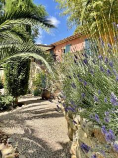Property Image 38
