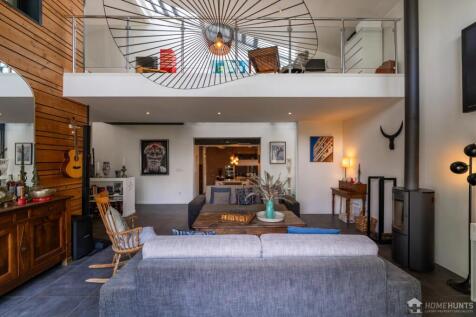 Property Image 8