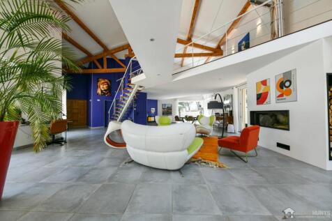 Property Image 9